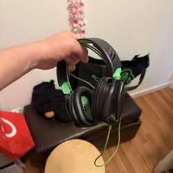 Turtle Beaches For Ps5/4 & Any Xbox Console 