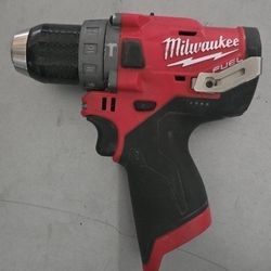 Milwaukee M12 Fuel Drill