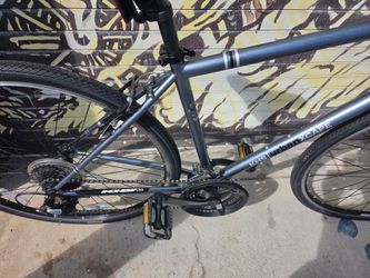 KHS Urban Xcape Hybrid Bike