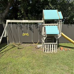 Kids Playground Complete - Need To Pick Up 