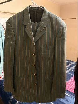made suit extra large Italian made suit extra large