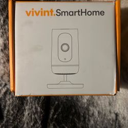Vivint Ping Smart Home Indoor Camera 