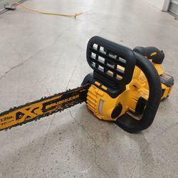 Dewalt Chain Saw And Battery 