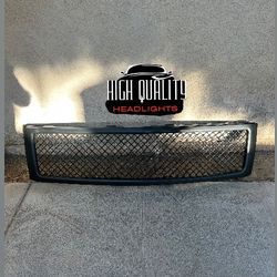 Chevy Silverado 2007. 2013 Front Grill. 