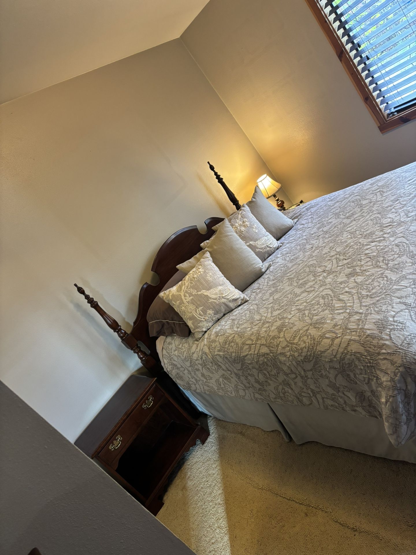 4 Piece Bedroom Set Wood Dark Finish