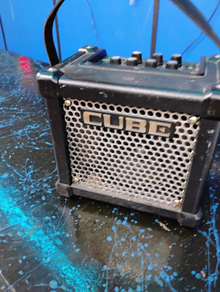 Roland Micro Cube GX Guitar Amplifier