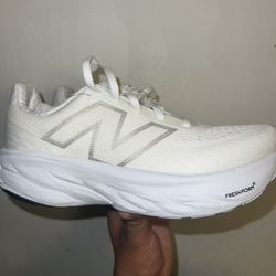 Womens 1080 New Balance  Size 7