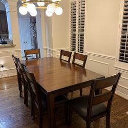 Wooden High Quality Dinner Table