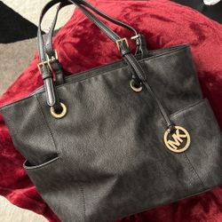 Black Michael Kors Purse