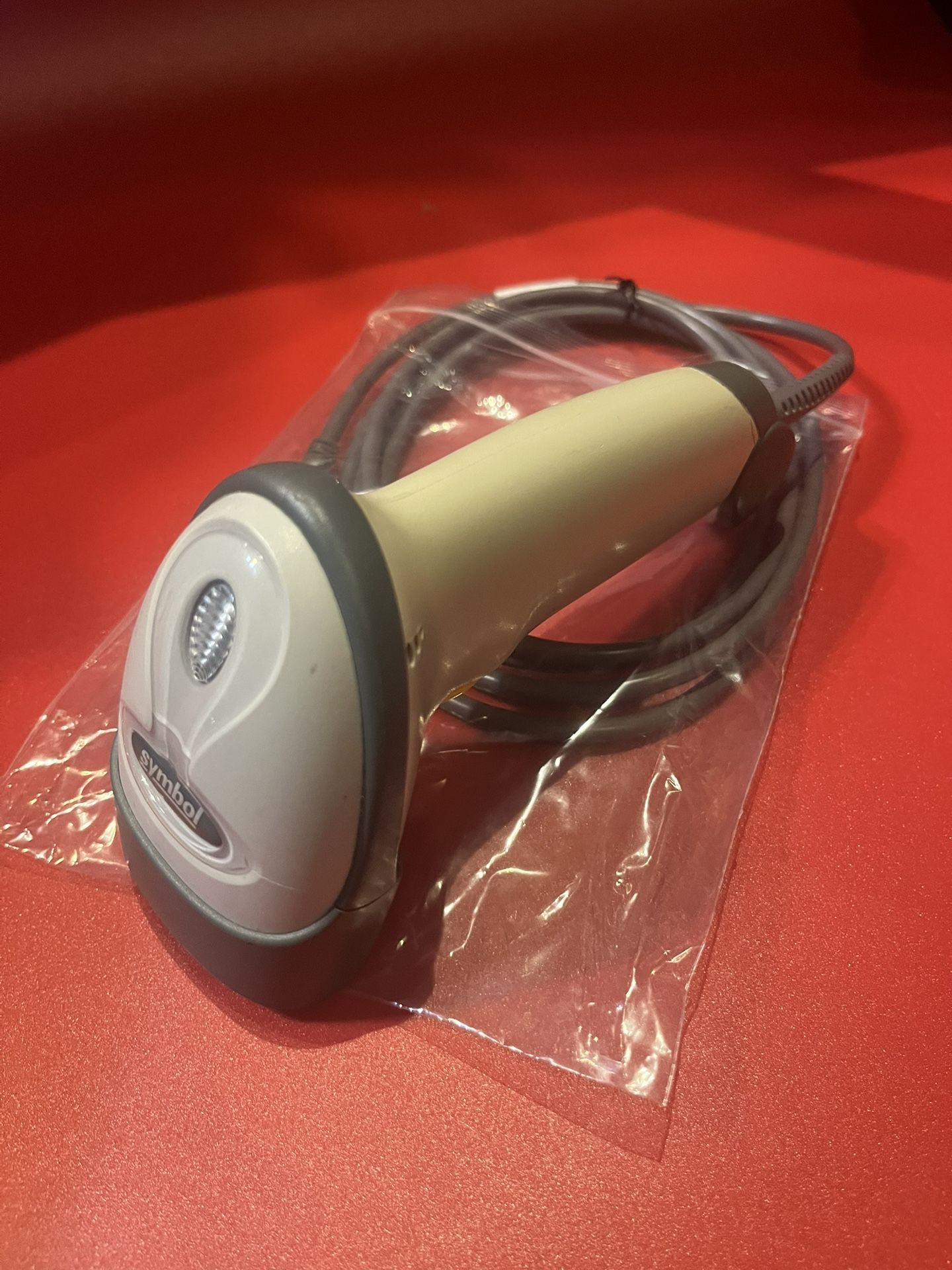 Motorola Barcode scanner with New USB cable Model LS2208