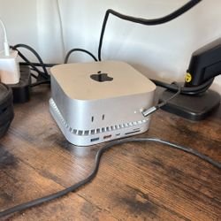 M4 Mac mini with Added Storage And Keyboard/Trackpad