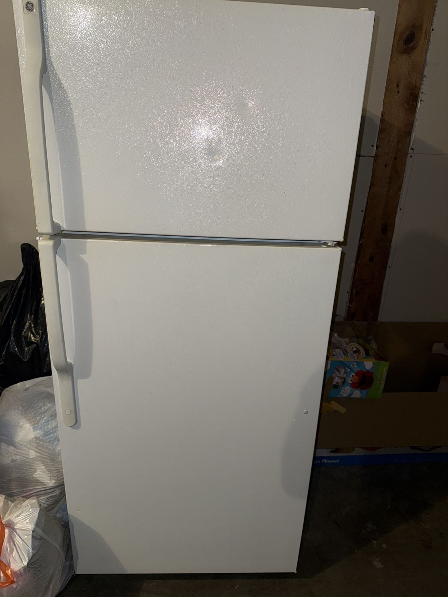 Refrigerator