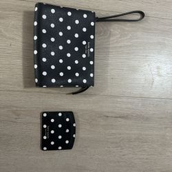 Kate Spade Wristlet And Matching Card Holder 