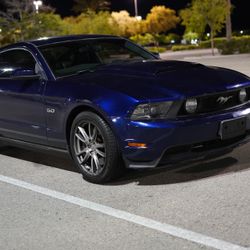 2011 MUSTANG GT PREMIUM