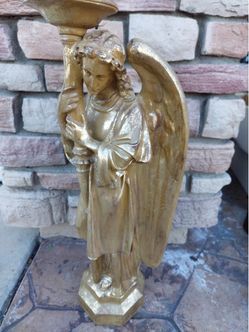 Angel holder