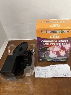 NEW Halloween Ghosts EZ-Illuminations LED Projector Auto-Timer Spooky
