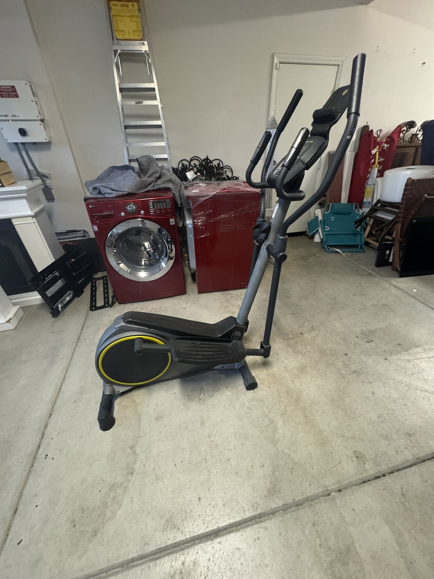 Golds Gym Elliptical Machine