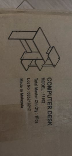 Computer table