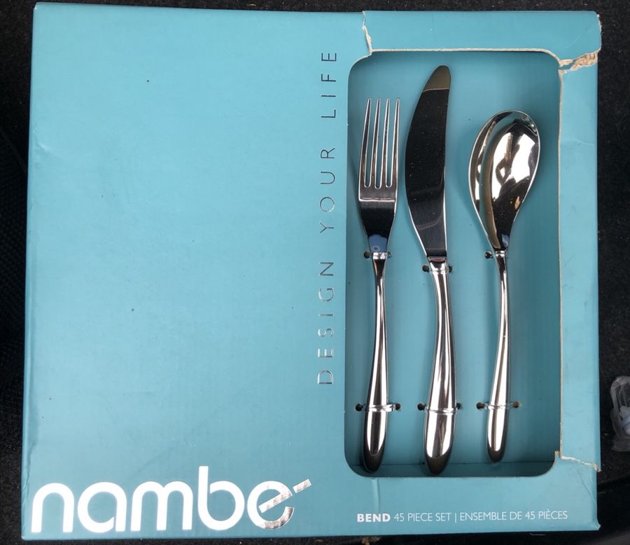 Nambe Bend 45 piece flatware