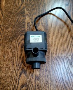 Rio 1700 Aquarium Pump