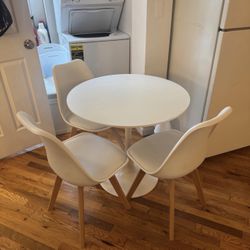 IKEA Dining table white with chairs