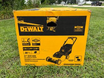 DEWALT 21” 150cc Self-Propelled Gas Lawn Mower – Tested Once Great deal!