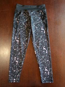 Girls Black Paint Splatter Print Leggings Size 5/6 - Everett, WA
