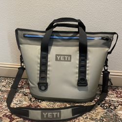 Good Condition Yeti Hopper Two 30 Cooler 