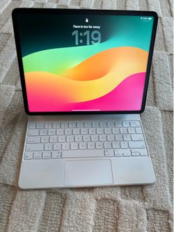12.9” iPad Pro Series 5 (M1 Chip) 512gb + Cellular w/ Magic Keyboard and Apple Pen 2