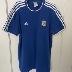 Argentina vintage soccer shirt ( men’s size Medium ) can also fit for teenager ) $25