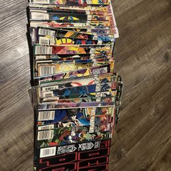 Selling Lot of Assorted Comic Books 