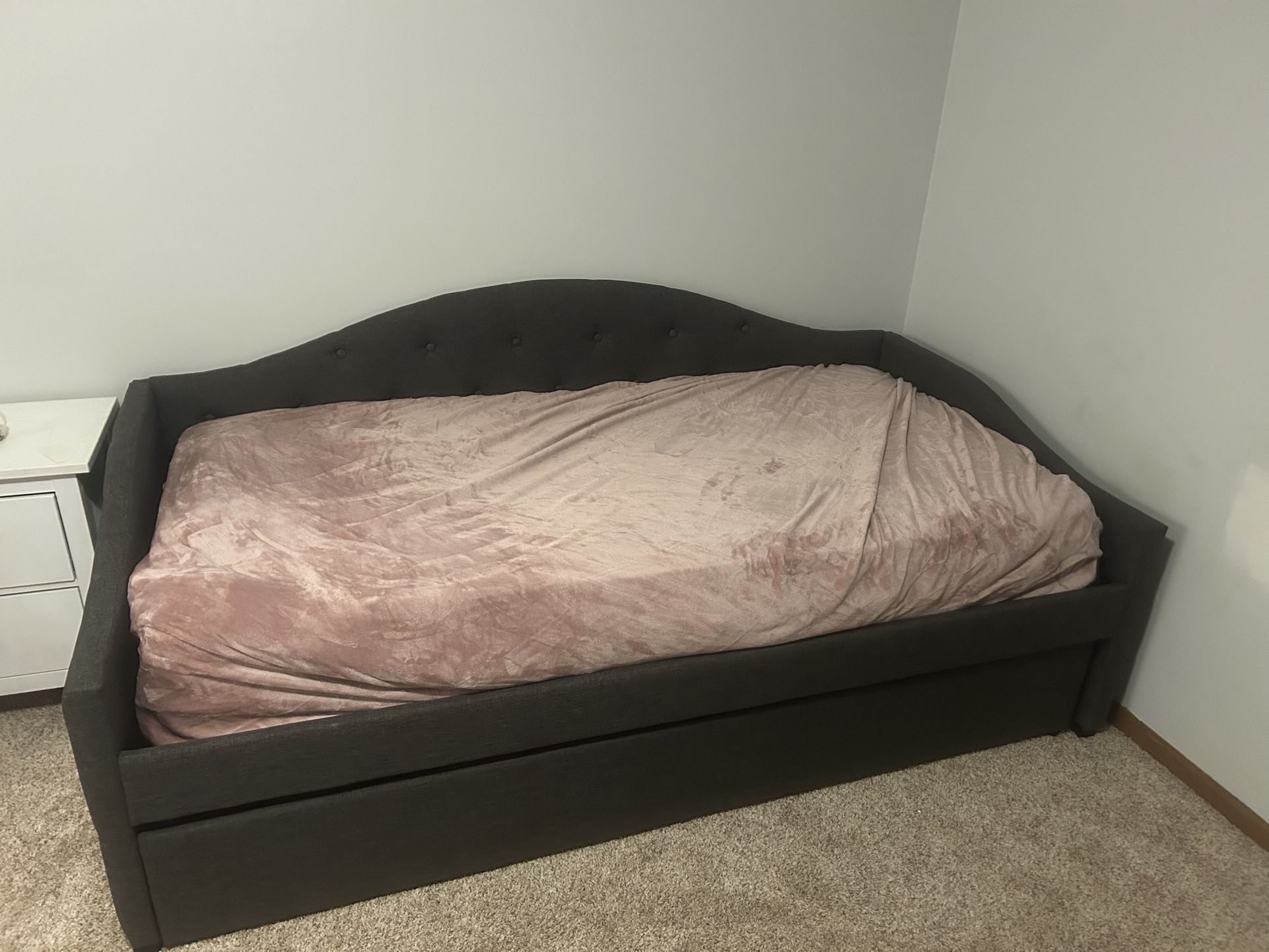 Twin Daybed With Trundle