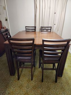 High top table with 6 chairs