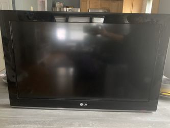 32” LG TV