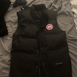 Canada Goose Vest