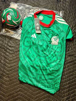 Adidas Mexico Dog Jersey XL + Matching Soccer Ball – Brand New