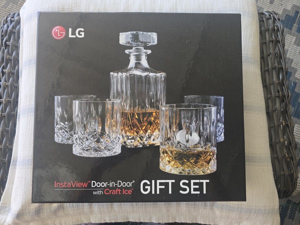 LG Gift Set with Craft Ice