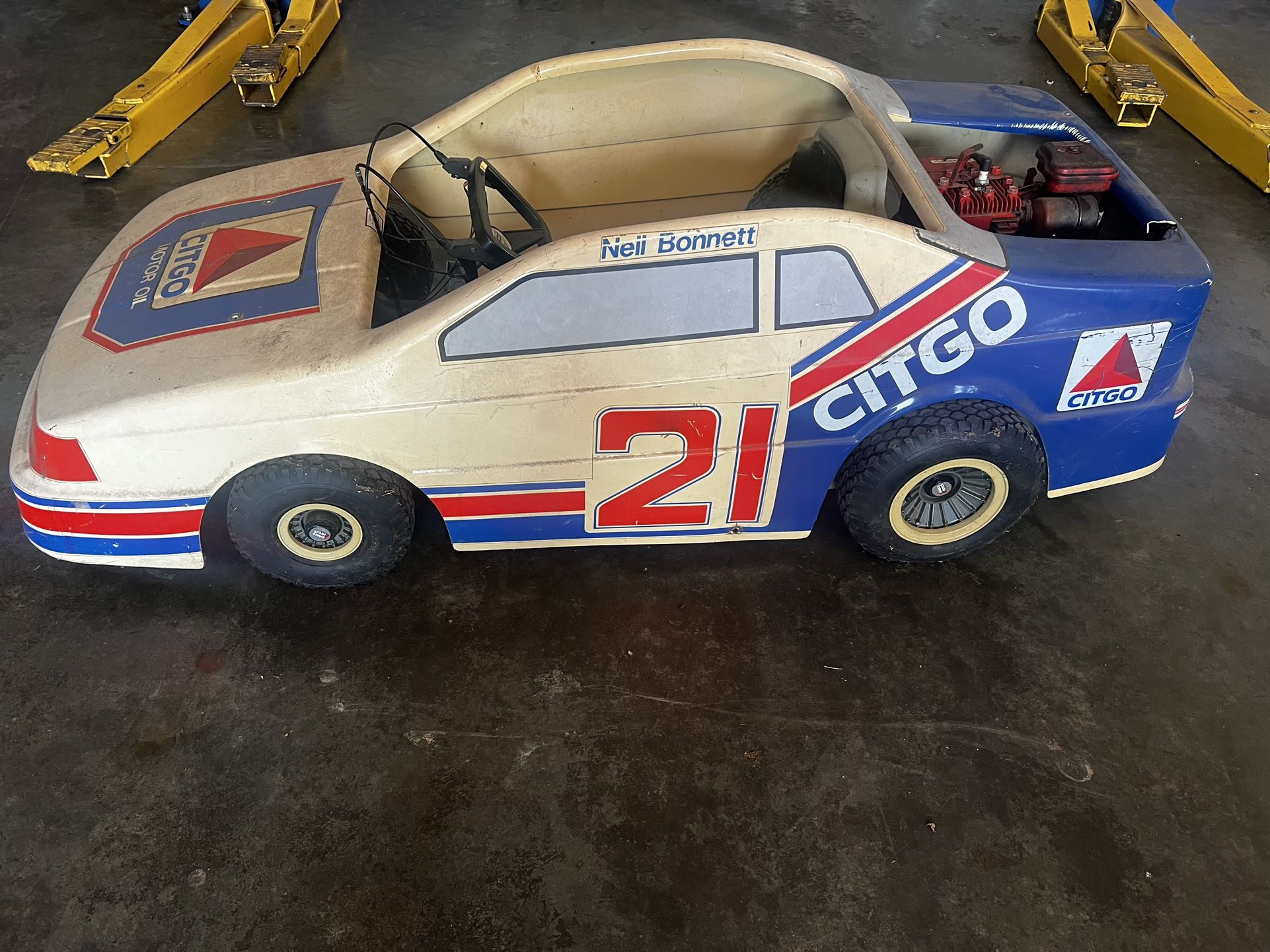 Funder Wheels Neil Bonnet Go Kart