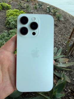 iPhone 15 Pro Unlocked