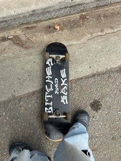Complete skateboard