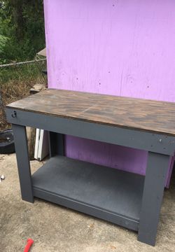 Heavy duty table