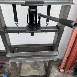 Shop Press-Central Machinery 