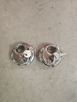 Discus lock padlock