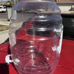 Garrafon Para Aguas Frescas. Esta Grande
