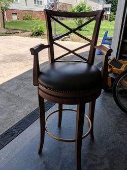 Cross Cross Swivel Barstool with Leather Seat