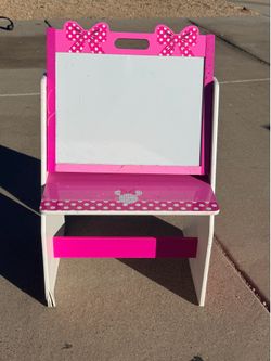 Minnie Mouse Pink Kids Art Studio with Marker Board (LxWxH: 20” x 20” x 34”)