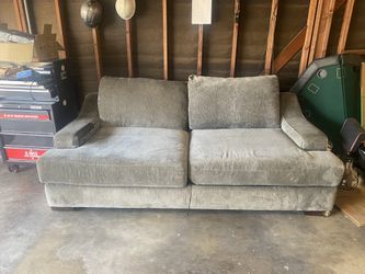 Comfy Couch/Bed