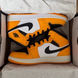 Air Jordan 1 Mid GS "Taxi" - Size 7Y (Women's 8.5) - Brand New