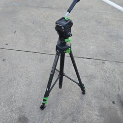 Cullman 2502 Tripod