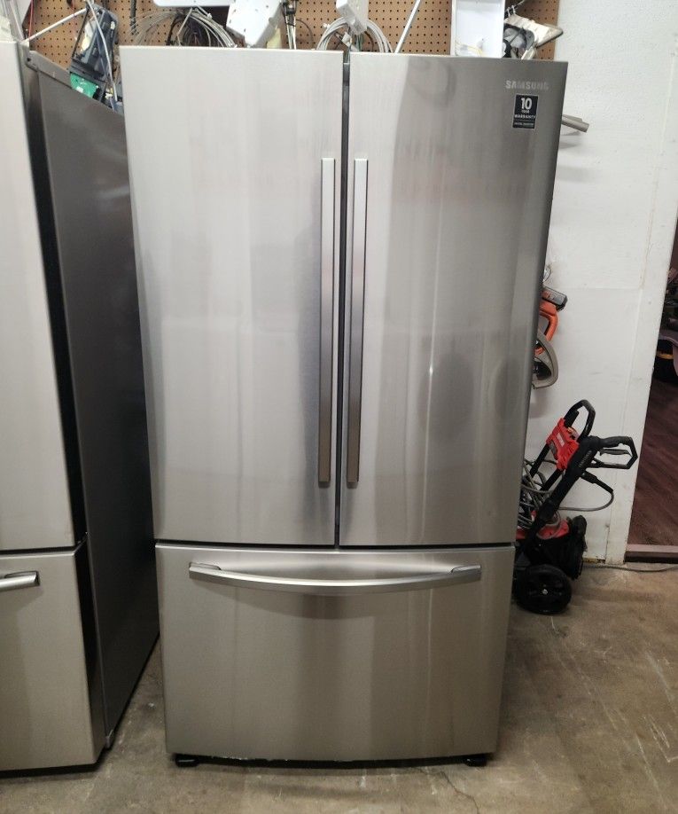 SAMSUNG REFRIGERATOR 